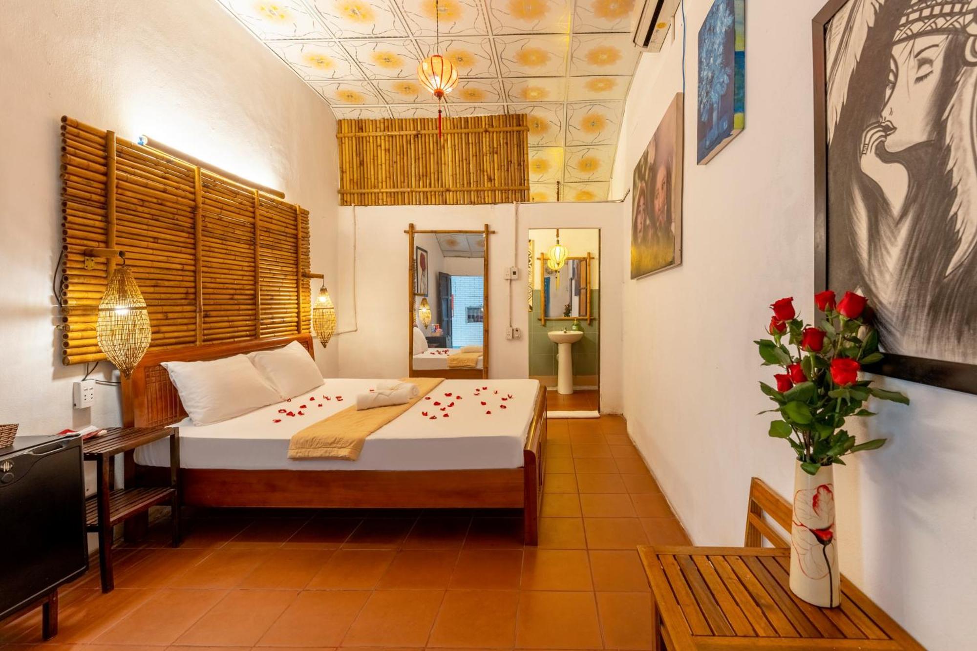Serendipity Experience Hoi An Old Town Экстерьер фото